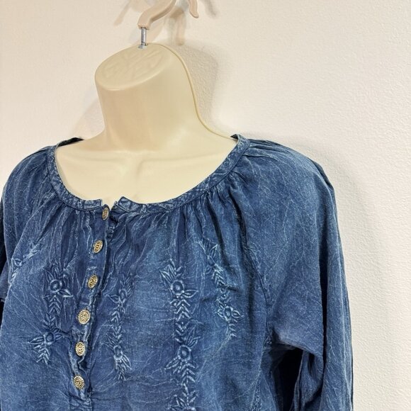 Vintage 90s North Style Denim Chambray Shirt M Mineral Wash Embroidered Western - Picture 2 of 8
